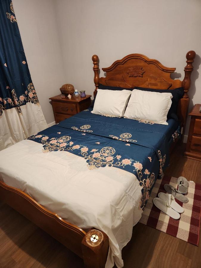 Maison Chaleureuse, Energetique Et Florale Шербрук Экстерьер фото